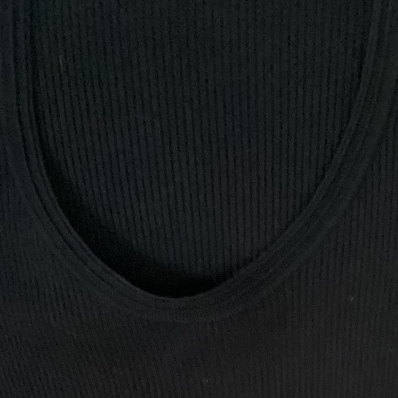 I.E. 1x Black scoop neck ribbed sweater NWOT - Picture 3 of 7